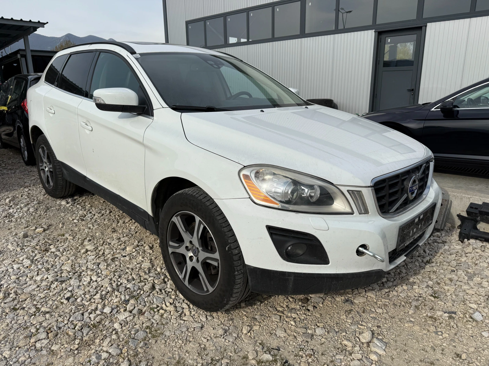 Volvo XC60 2, 4 D ПРОБЛЕМ В МОТОРА ( СКЪСАН АНГРЕНАЖЕН РЕМЪК  | Auto.bg — изображение 1