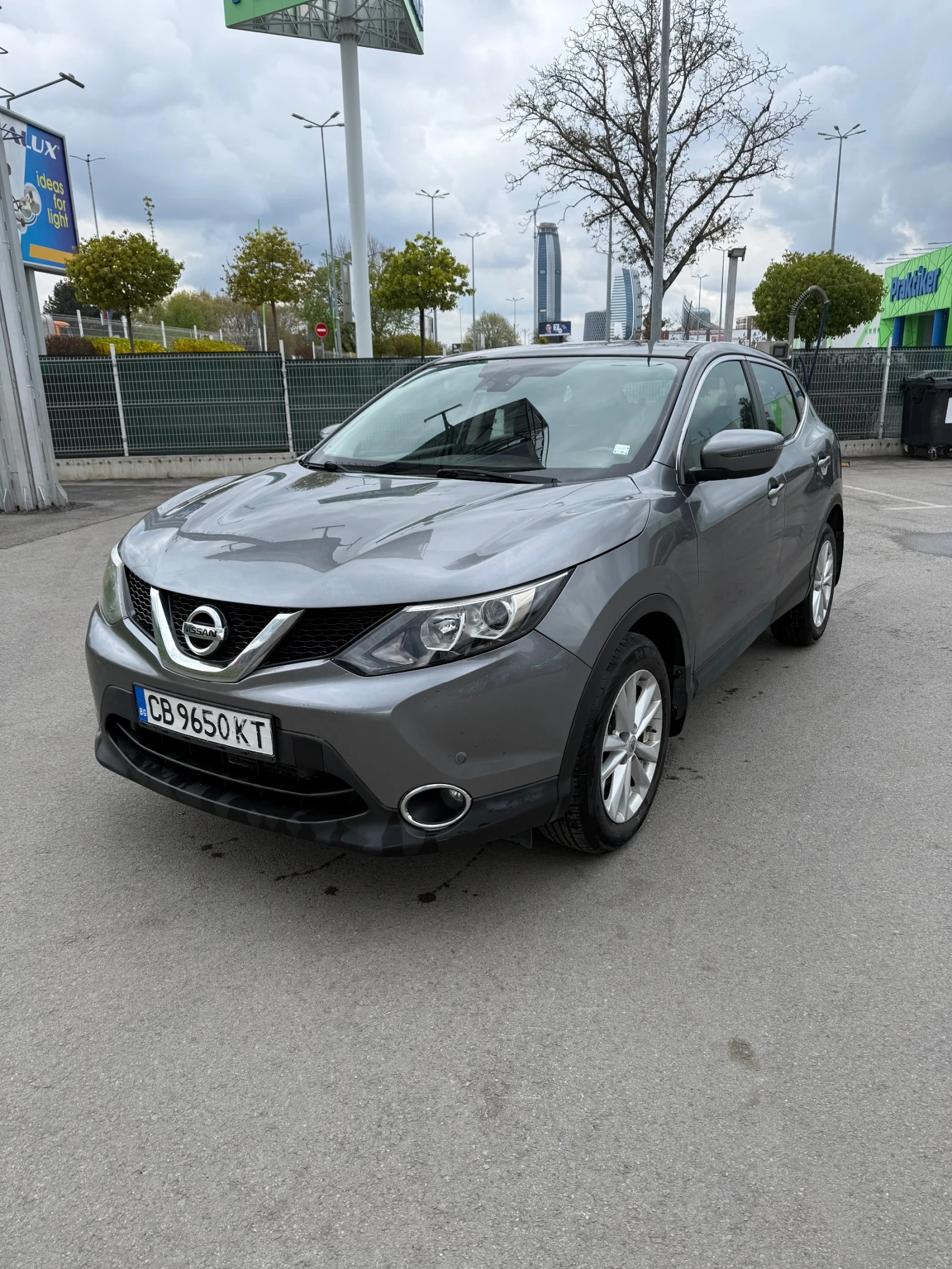 Nissan Qashqai 1.3 DIG-T Първи Собственик 
