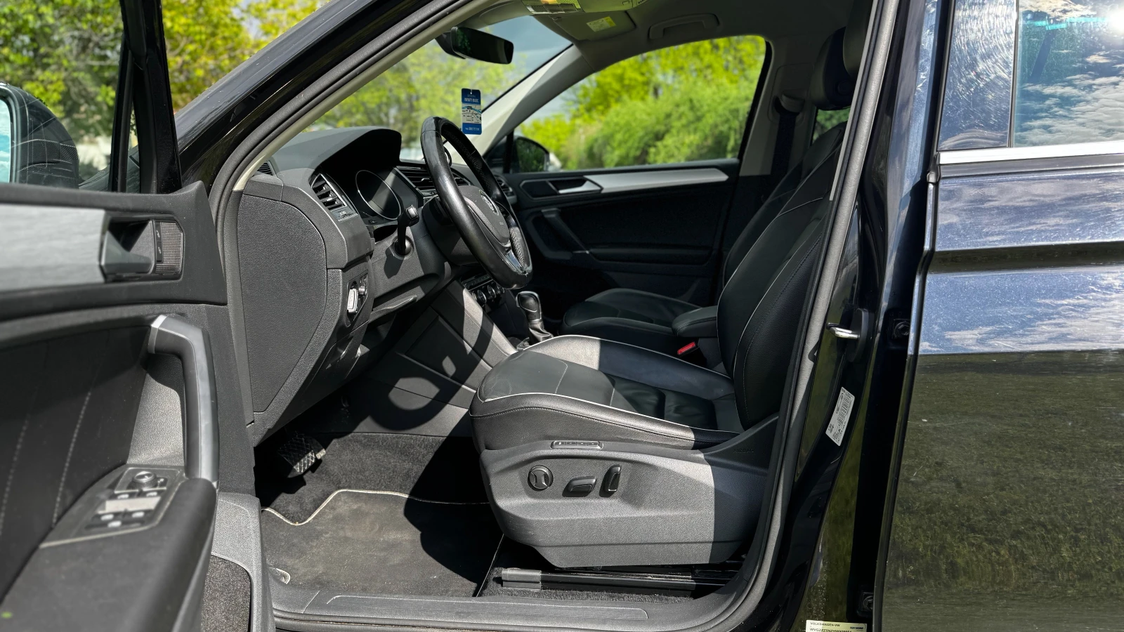 VW Tiguan DSG 7, N1, Обслужен, снимка 5 - Автомобили и джипове - 54414039