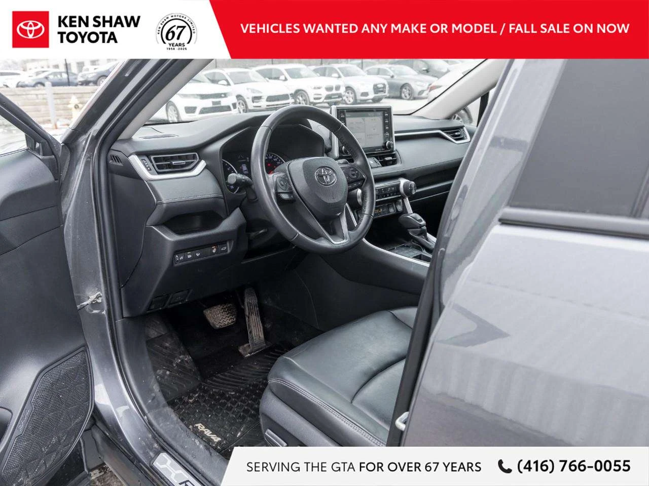 Toyota Rav4 XLE Premium / Leather / Sunroof  / ЦЕНА ДО БГ ! , снимка 9 - Автомобили и джипове - 54972463