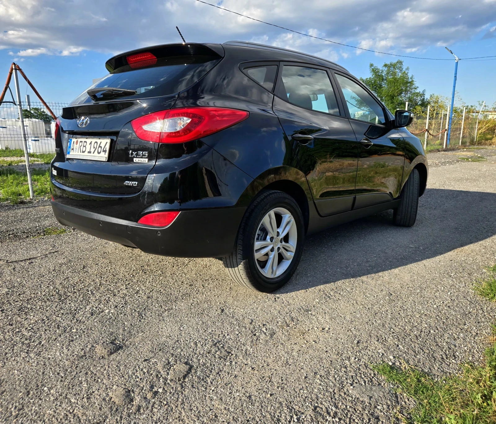 Hyundai IX35 FACELIFT 2.0 136kc. NAVI 4x4 2015г. СЕРВ.ИСТОРИЯ , снимка 2 - Автомобили и джипове - 54974876