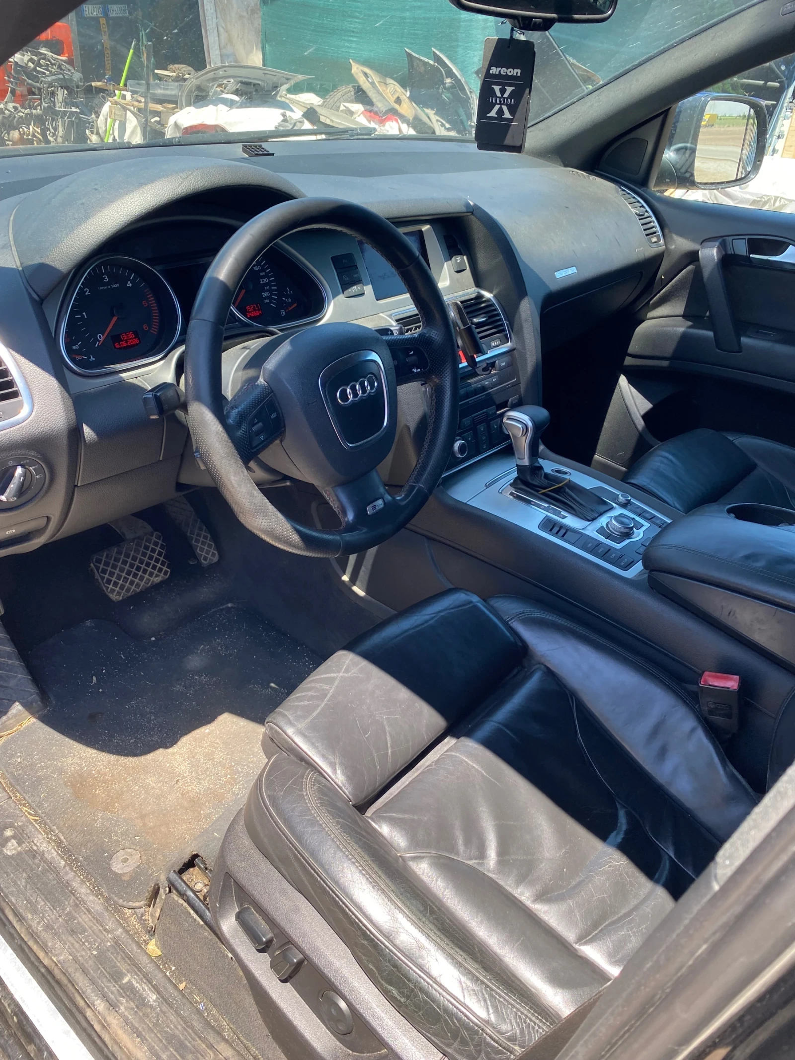 Audi Q7, снимка 4 - Автомобили и джипове - 55039111