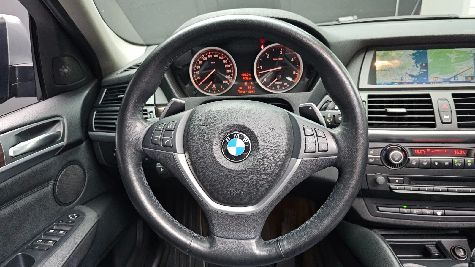 BMW X6 3.0D * Navi* Camera* Pano* , снимка 10 - Автомобили и джипове - 55283677