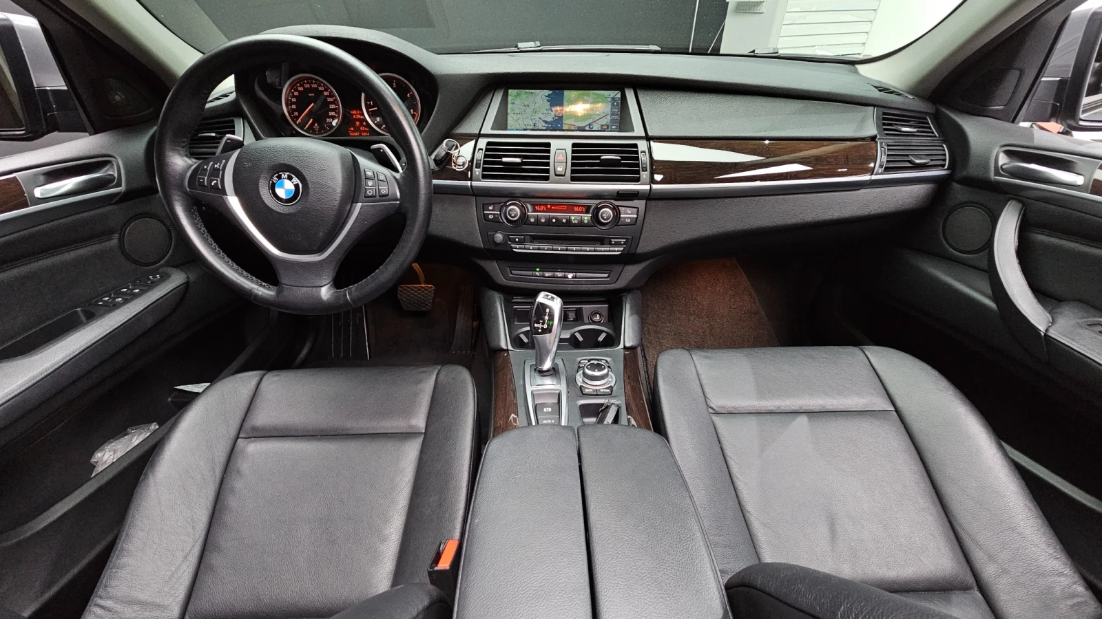 BMW X6 3.0D * Navi* Camera* Pano* , снимка 9 - Автомобили и джипове - 55283677