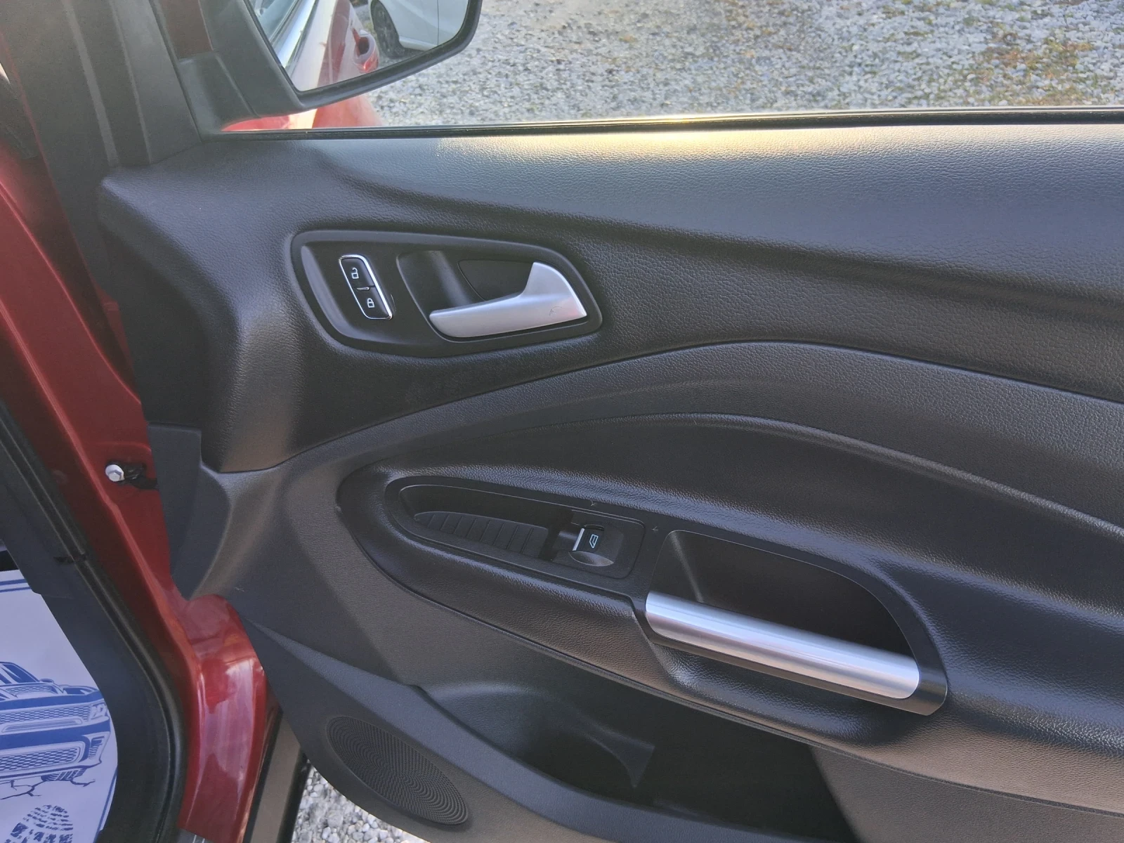 Ford Kuga 2.0 дизел , снимка 11 - Автомобили и джипове - 55854192