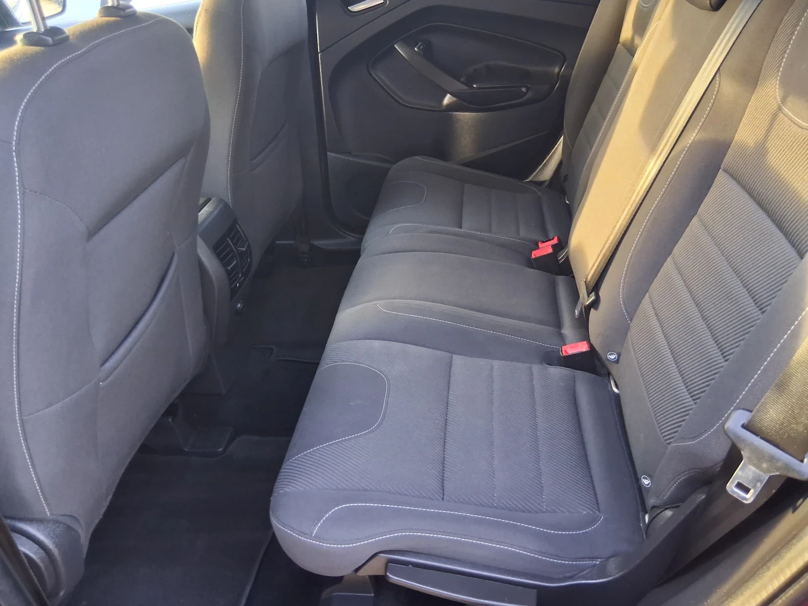 Ford Kuga 2.0 дизел , снимка 10 - Автомобили и джипове - 55854192