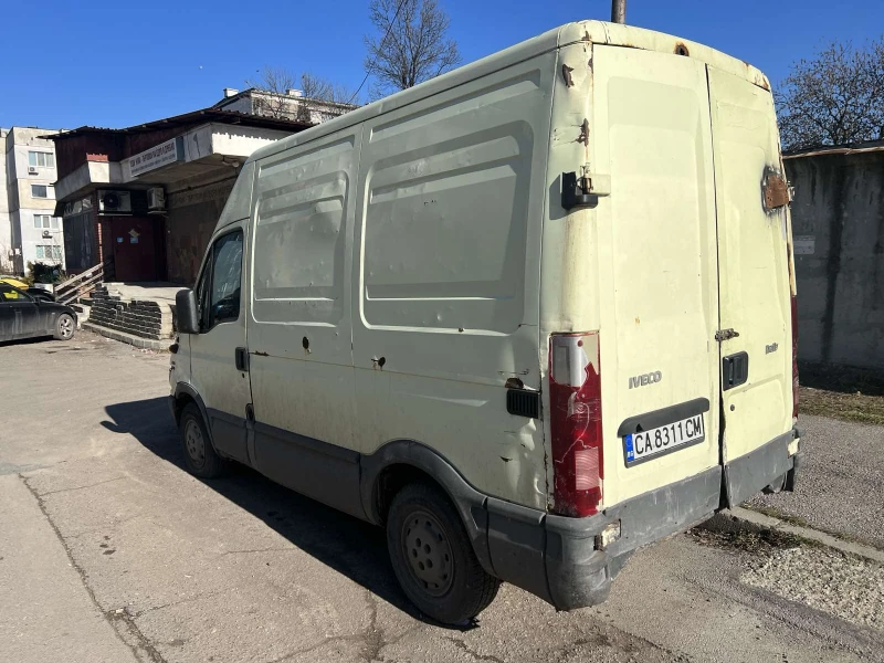 Iveco 35c13 2.8D, снимка 3 - Бусове и автобуси - 46993865