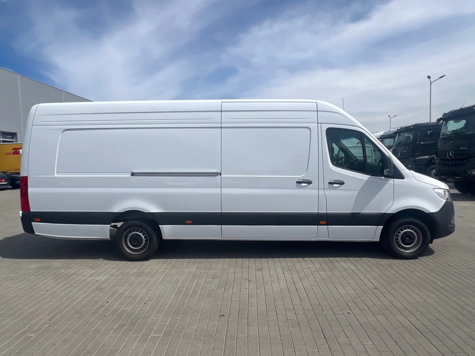Mercedes-Benz Sprinter 317 KA Extra Long - изображение 4