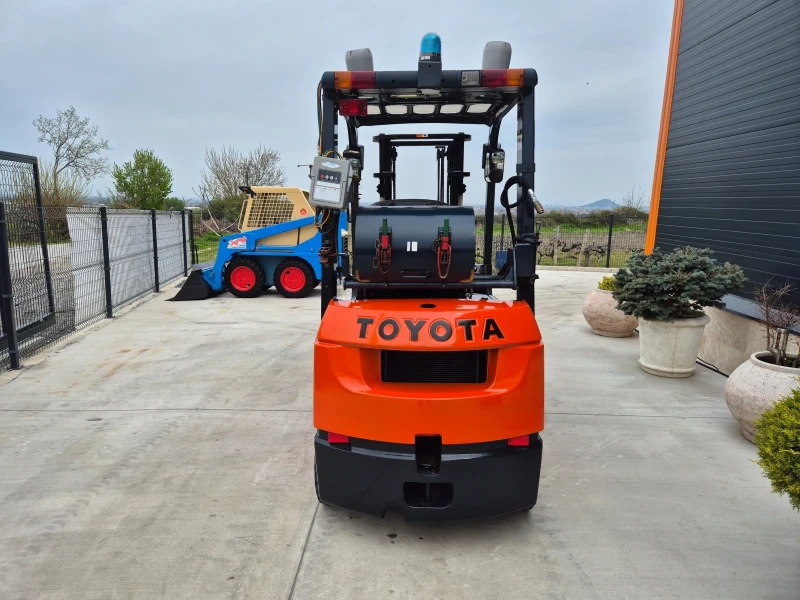 Мотокар Toyota * 1.8 тона* ГАЗ + БЕНЗИН* КЛИМАТИК + ПАРНО* , снимка 4 - Индустриална техника - 49896629