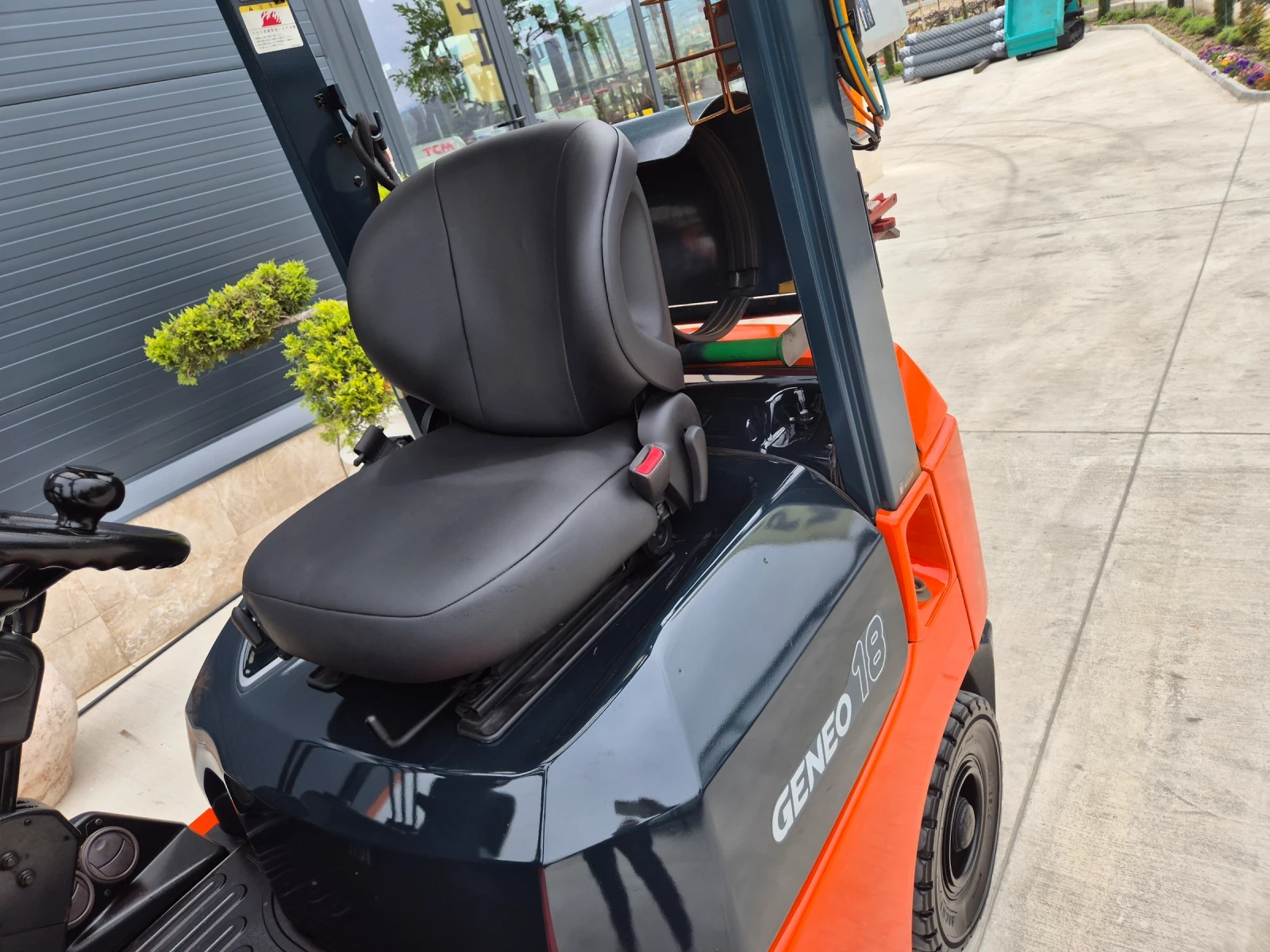  Toyota * 1.8 *  + *  + *  | Mobile.bg   9