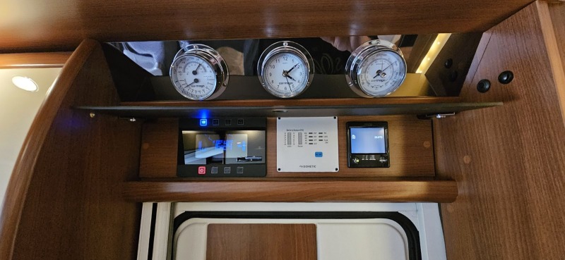 Кемпер Carthago  Chic E-line QB51 Yachting Промоция!, снимка 13 - Каравани и кемпери - 46044485