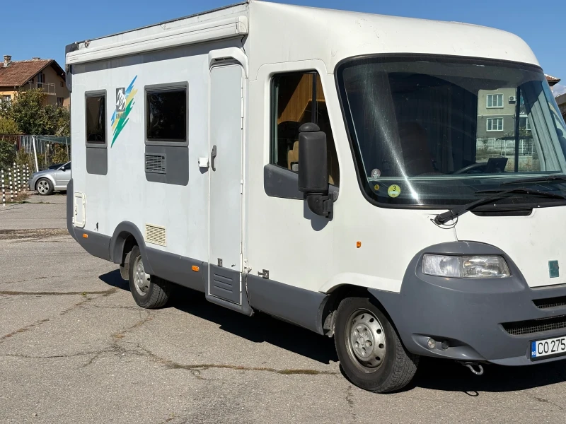 Кемпер Knaus T640, снимка 3 - Каравани и кемпери - 51526653