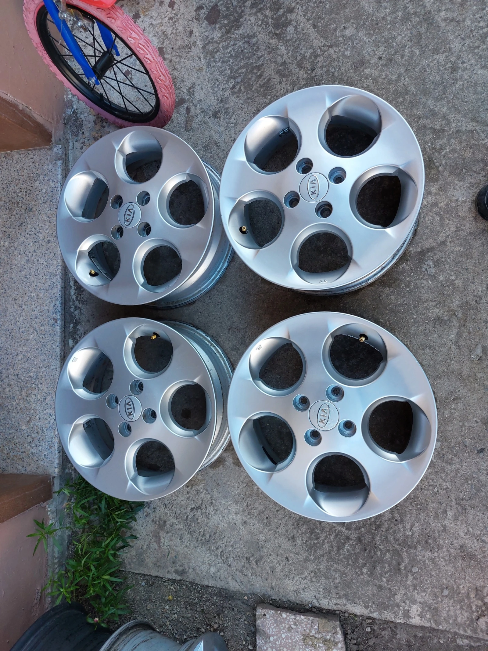 ������ �� Kia | Mobile.bg � ����������� 2