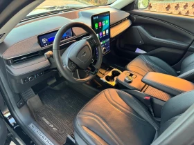 Ford Mustang Mach-E Premium LongRange Extended Battery, снимка 11