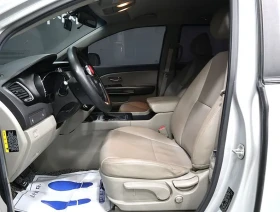 Kia Carnival 2.2 CRDI, снимка 9