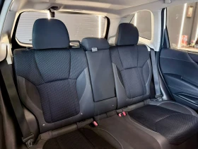 Subaru Forester AWD* Carplay* Подгрев* Blindspot* ЛИЗИНГ, снимка 16