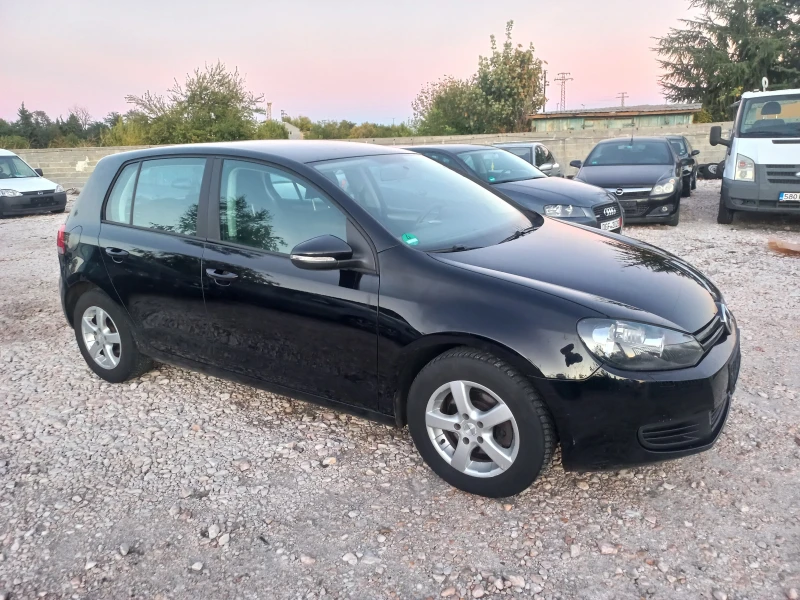 VW Golf 1.4i/80кс, снимка 2 - Автомобили и джипове - 47425878