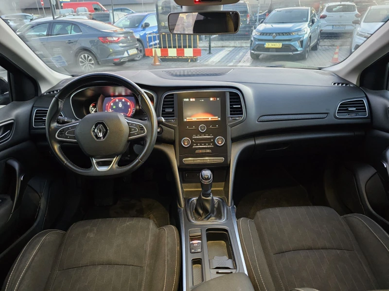 Renault Megane 1.3 TCe 140, снимка 7 - Автомобили и джипове - 48067487