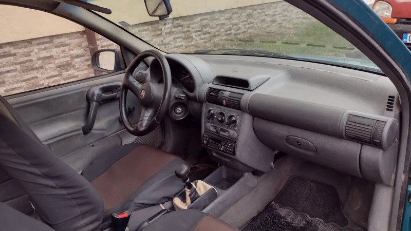 Opel Corsa 1.4, снимка 3 - Автомобили и джипове - 48369106