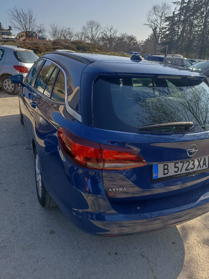 Opel Astra, снимка 7 - Автомобили и джипове - 48763458