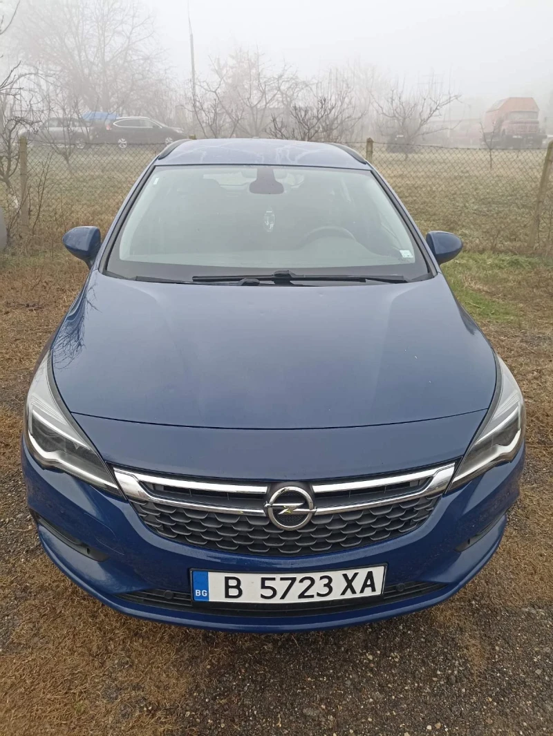 Opel Astra, снимка 1 - Автомобили и джипове - 48763458