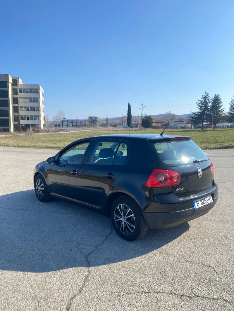 VW Golf 1.6 102 к.с., снимка 1 - Автомобили и джипове - 49372956