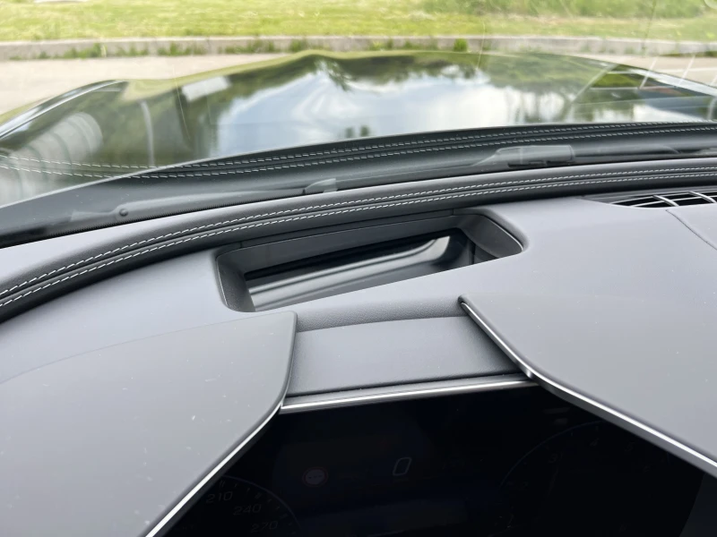 Mercedes-Benz AMG GT 63 COUPE/4M/NEW MOD/CARBON/BURM/PANO/360/HUD/LIFT/, снимка 12 - Автомобили и джипове - 50349032