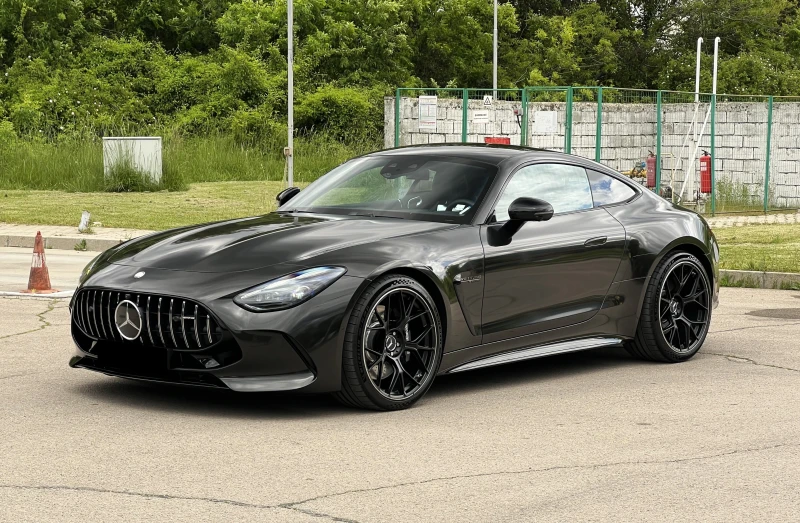 Mercedes-Benz AMG GT 63 COUPE/4M/NEW MOD/CARBON/BURM/PANO/360/HUD/LIFT/, снимка 3 - Автомобили и джипове - 50349032