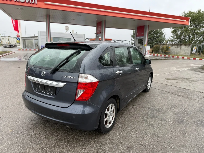 Honda Fr-v 1.7I шест места, снимка 6 - Автомобили и джипове - 51976880