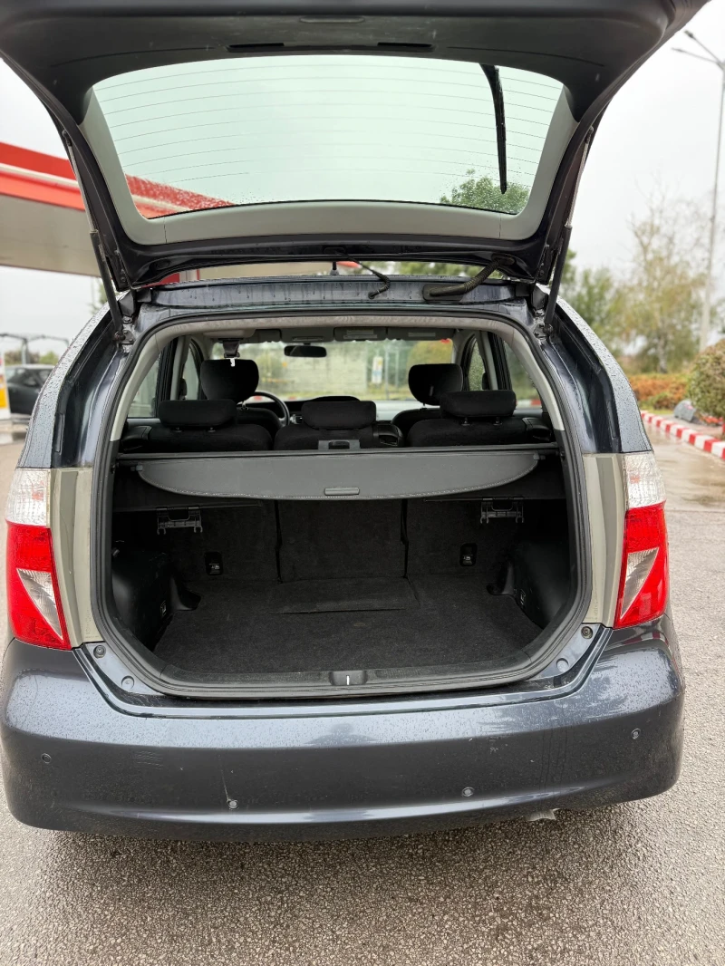 Honda Fr-v 1.7I шест места, снимка 9 - Автомобили и джипове - 51976880