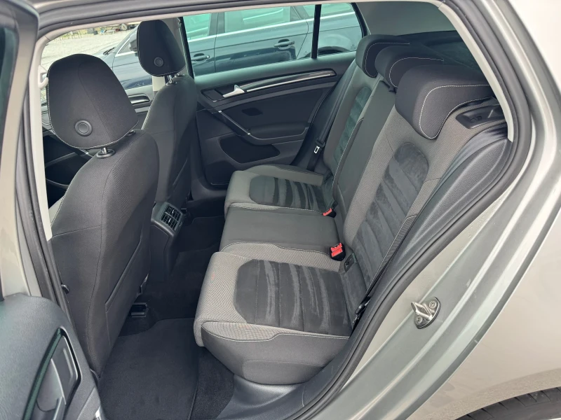 VW Golf 2.0TDI 150к.с/ FULLL OPTIONAL/FULL LED/УНИКАТ, снимка 16 - Автомобили и джипове - 52089882