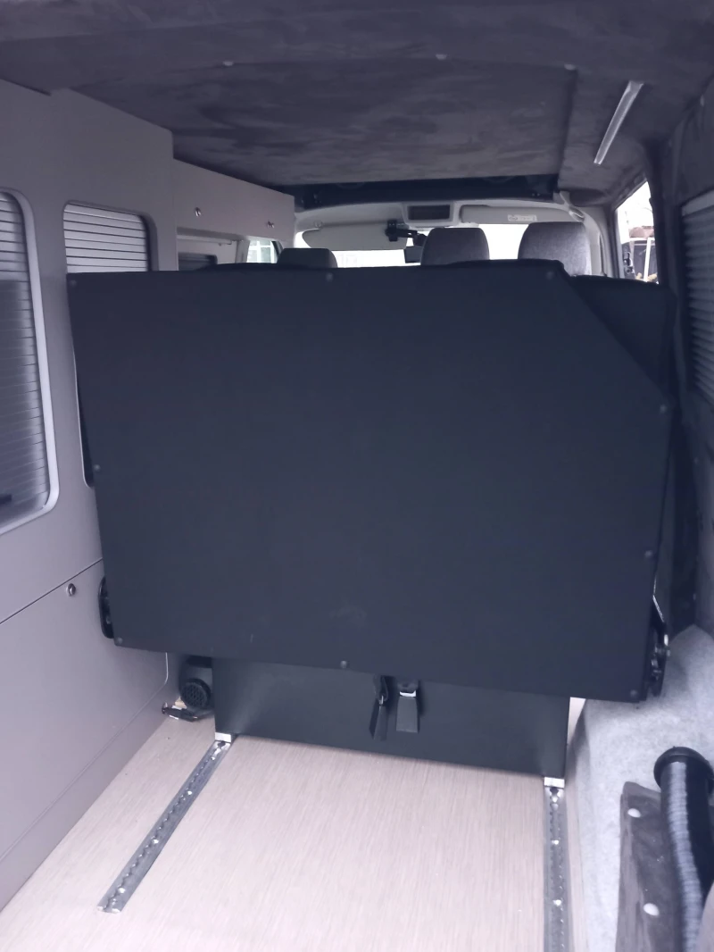 VW Multivan Camper, снимка 10 - Автомобили и джипове - 52716753