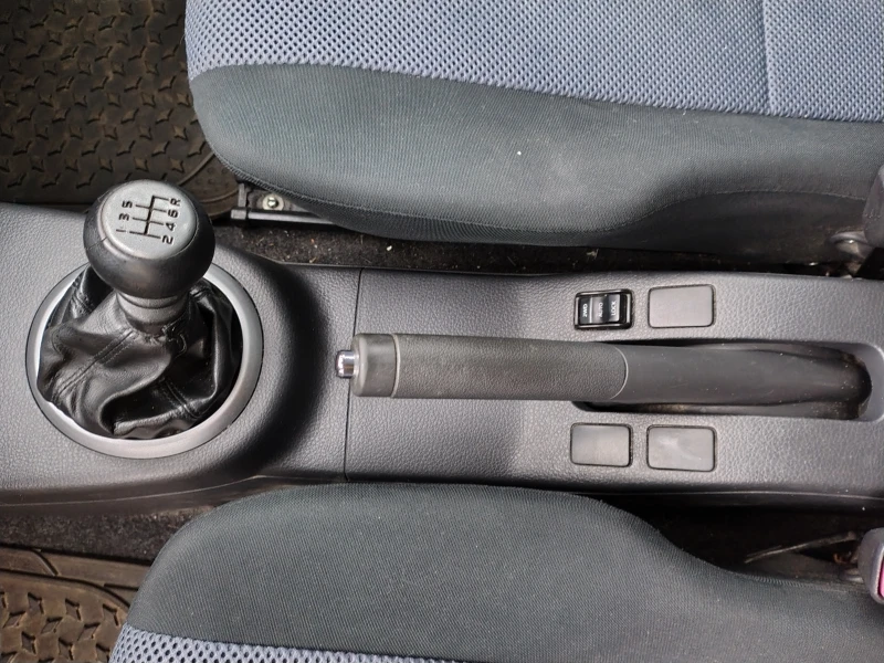 Fiat Sedici, снимка 9 - Автомобили и джипове - 52430402