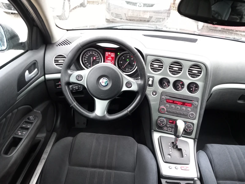 Alfa Romeo 159 sportwagon 1.9JTDM Автоматик 150кс, снимка 14 - Автомобили и джипове - 52566390