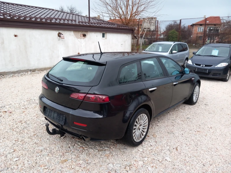 Alfa Romeo 159 sportwagon 1.9JTDM Автоматик 150кс, снимка 6 - Автомобили и джипове - 52566390