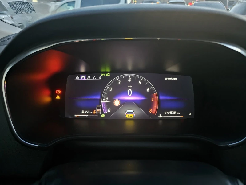 Renault Megane 1.3 TCe 140 , снимка 8 - Автомобили и джипове - 52821237