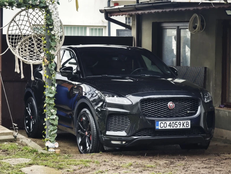 Jaguar E-pace 2.0 DISEL 150 HP 131 хил. км!