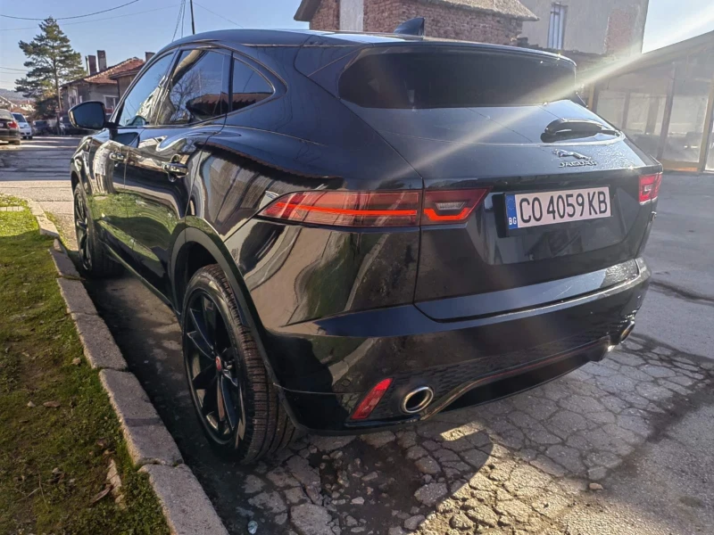 Jaguar E-pace 2.0 DISEL 150 HP 131 хил. км!, снимка 4 - Автомобили и джипове - 52860489