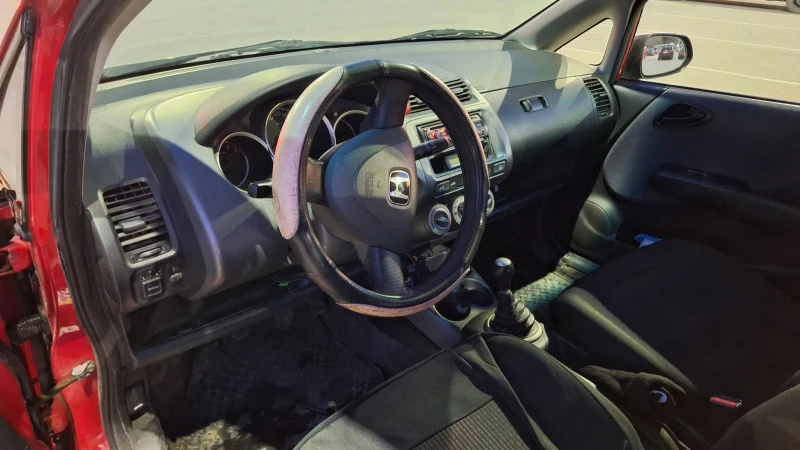 Honda Jazz, снимка 4 - Автомобили и джипове - 52972363