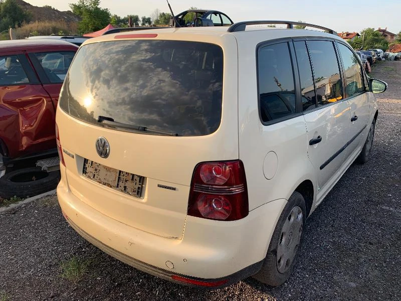 VW Touran 1.4TSI,DSG7,Сух съединител,CDGA,Ecofuel, снимка 4 - Автомобили и джипове - 26107273