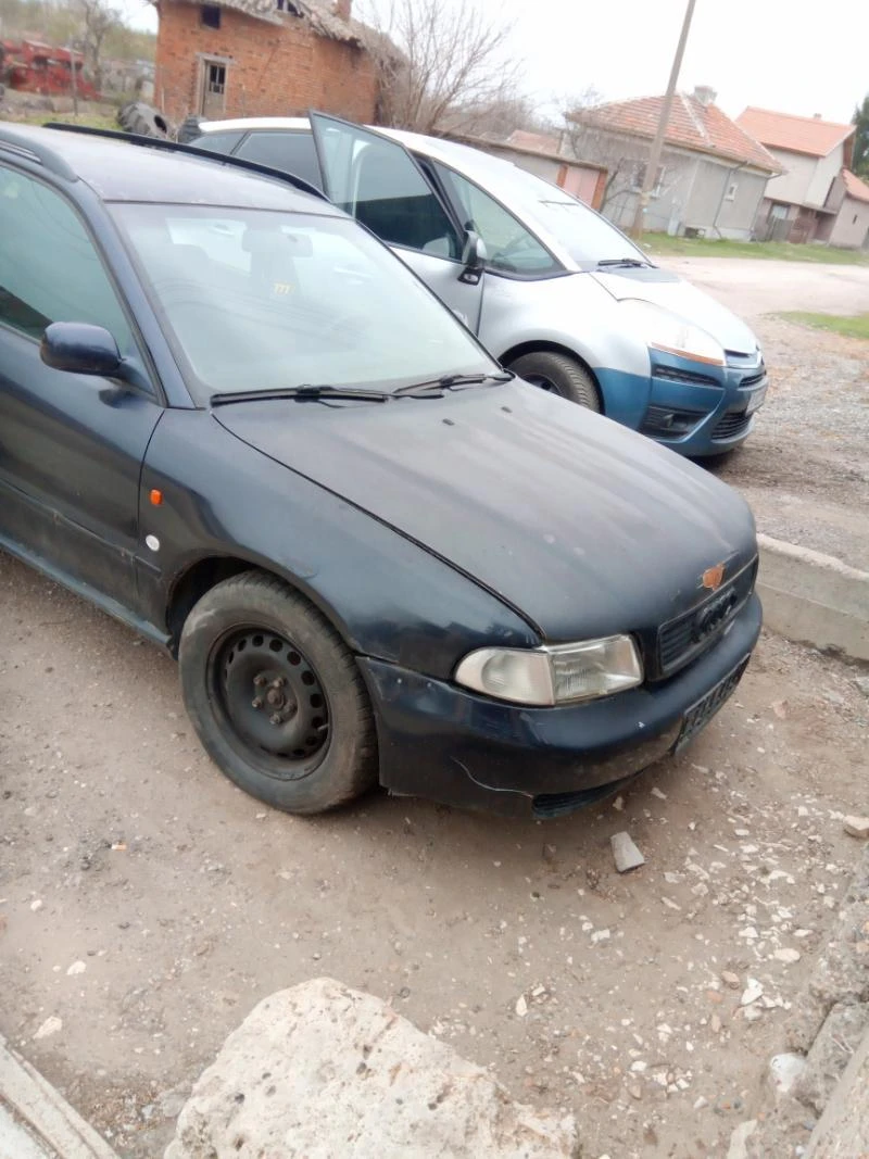 Audi A4, снимка 1 - Автомобили и джипове - 28381995