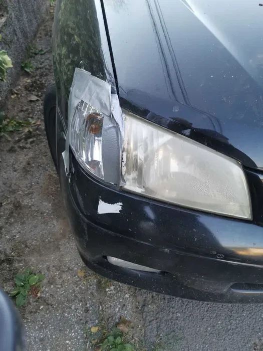 Mazda Demio 2000 - изображение 8