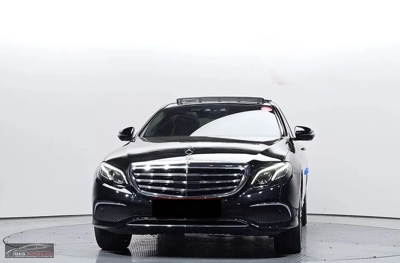 Mercedes-Benz E 400 EXCLUSIVE/4М/V6/333HP/ОБДУХВ./PANO/360/305hMC, снимка 3 - Автомобили и джипове - 55431743