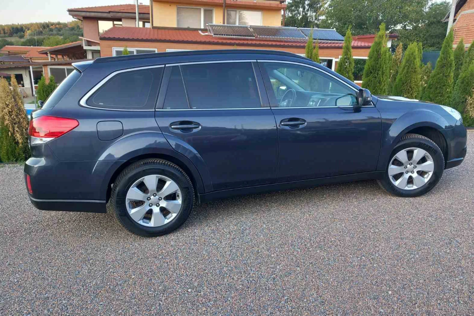 Subaru Outback 2.0D-150HP/4X4 - изображение 6