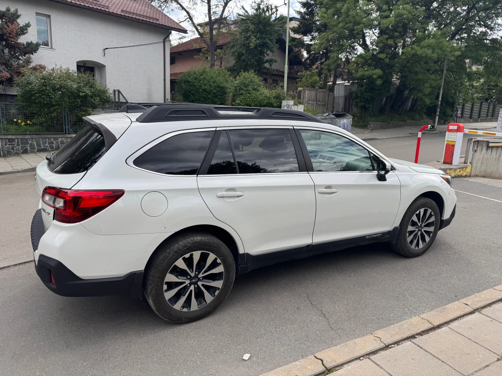 Subaru Outback 3, 6 limited  - изображение 3
