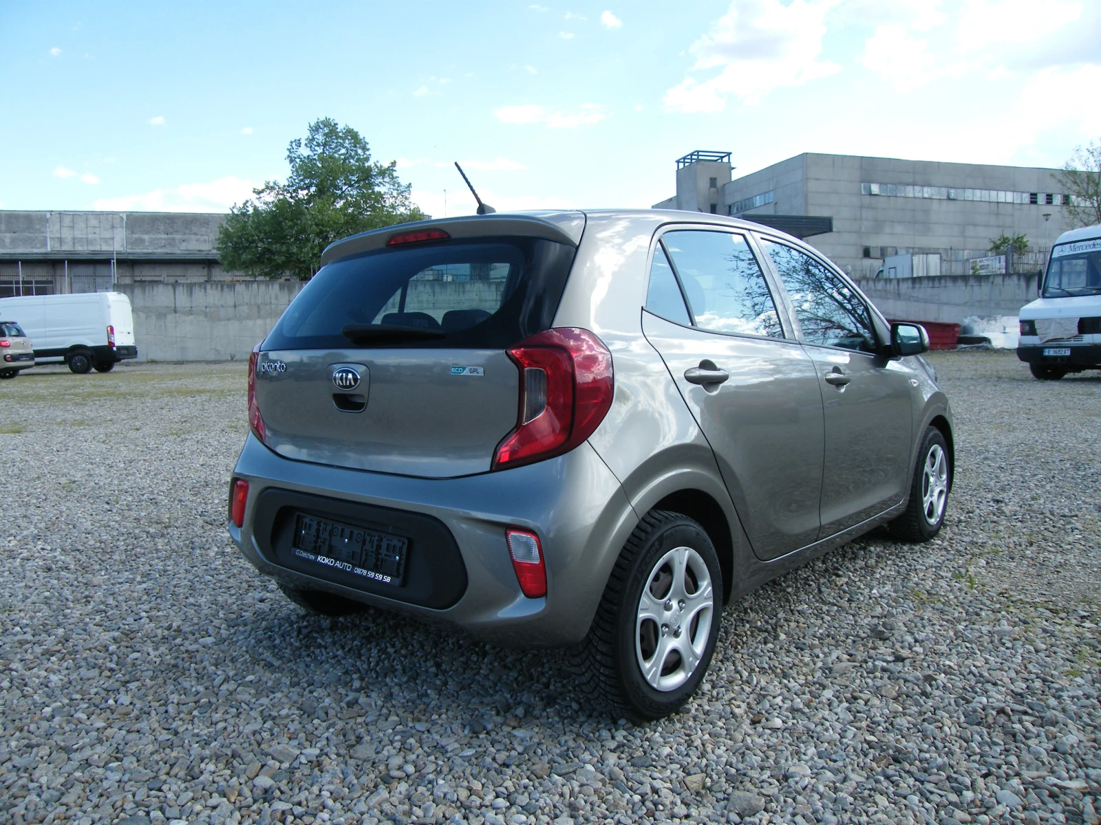 Kia Picanto 1.0i GAZ EURO 6B - изображение 3