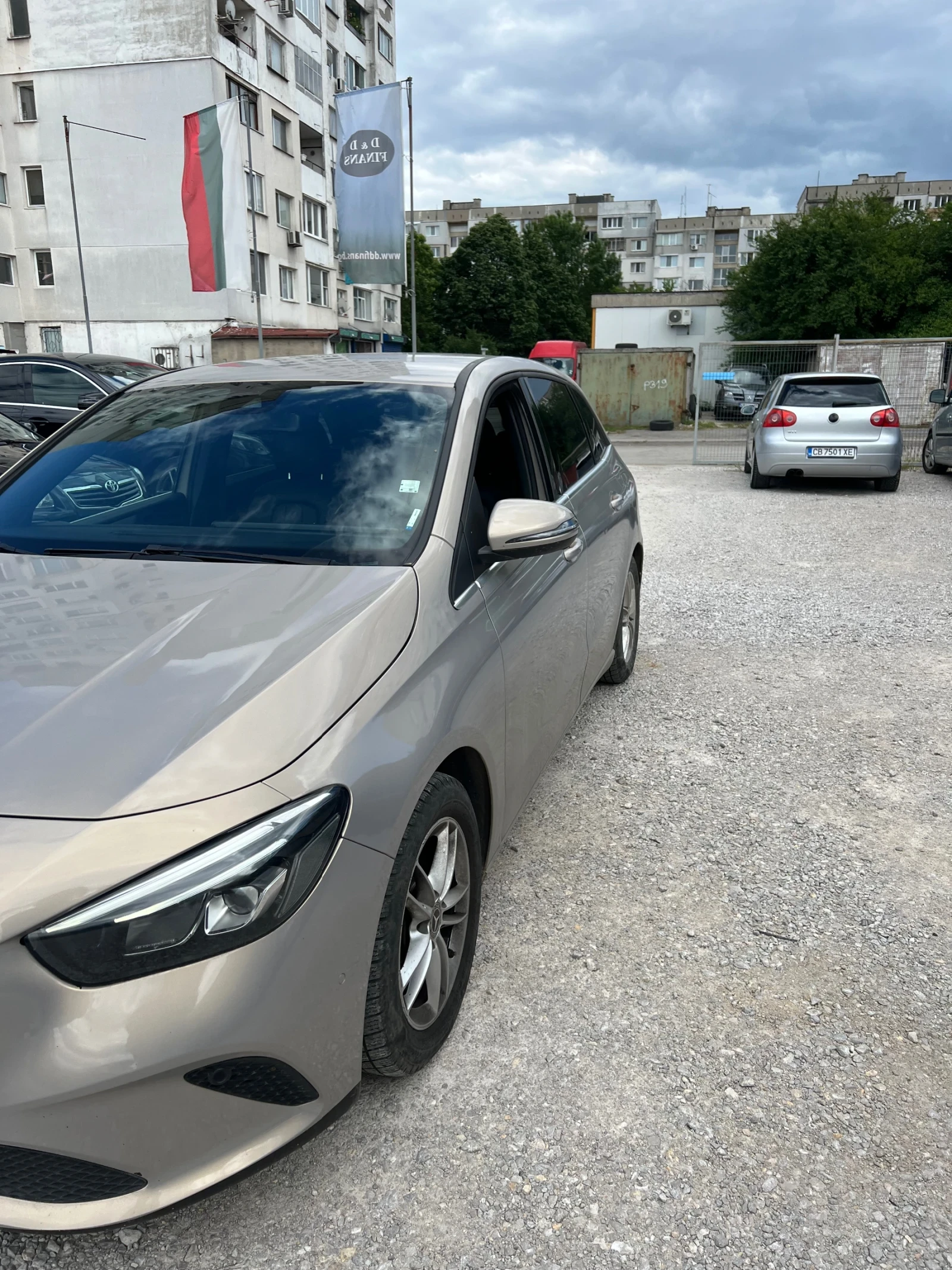 Mercedes-Benz B 180  - изображение 3