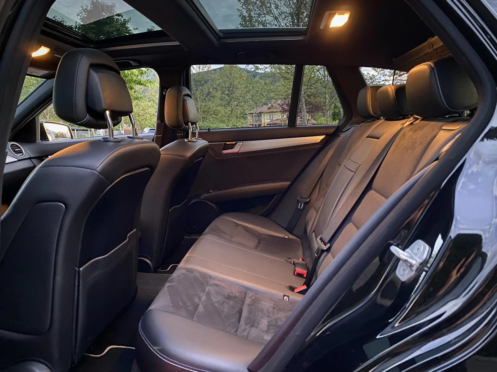 Mercedes-Benz C 350 W204 350CDI 265PS EDITION  PANORAMA AMG | Mobile.bg   12