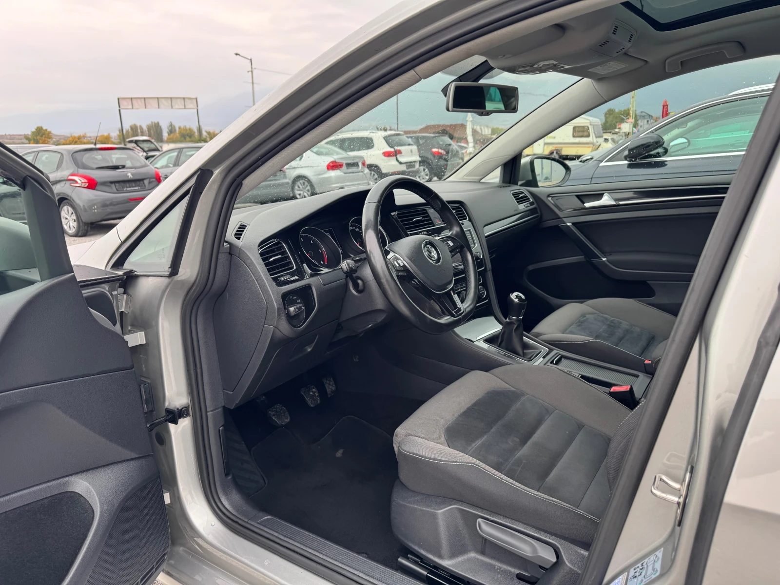 VW Golf 2.0TDI 150к.с/ FULLL OPTIONAL/FULL LED/УНИКАТ - изображение 8