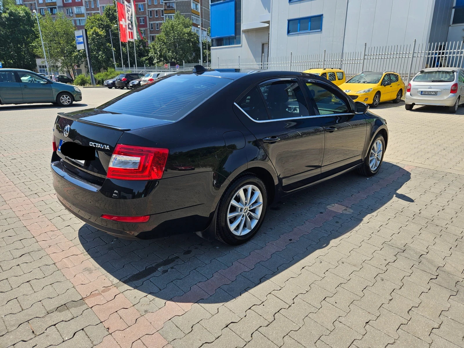 Skoda Octavia 1.6 - изображение 4